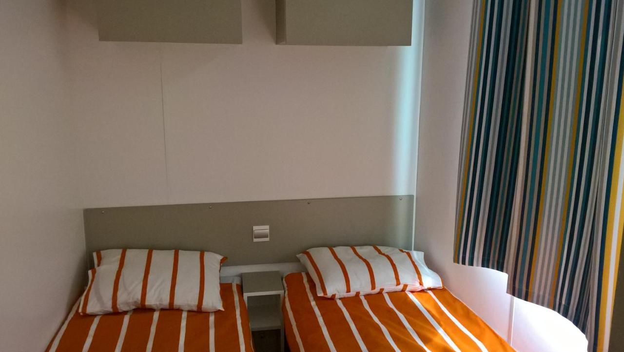 Mobile Home Happy Days Sveti Juraj Bagian luar foto